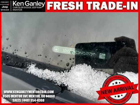 Used 2019 GMC Yukon XL SLT w/ Open Road Package image 14