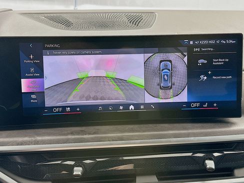 Used 2024 BMW X5 sDrive40i w/ Premium Package image 23