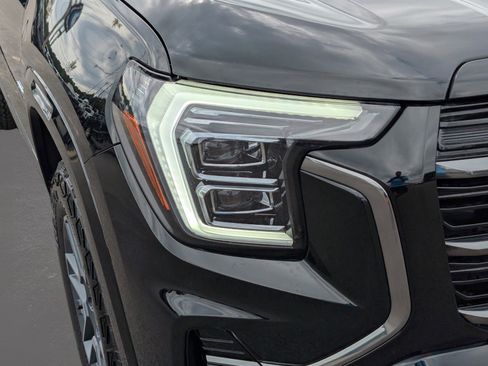 New 2026 GMC Terrain AT4 image 4