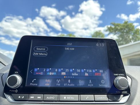 Used 2023 Nissan Sentra SV w/ All-Weather Package FWD image 19