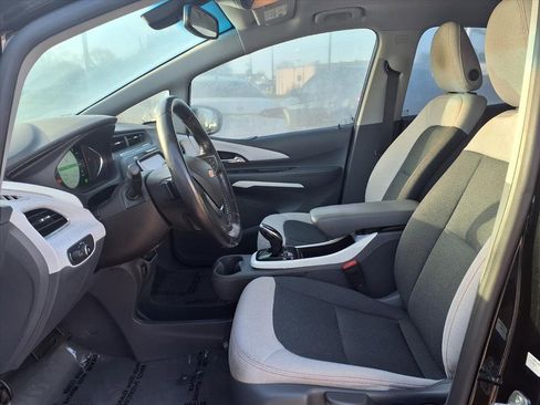 Used 2021 Chevrolet Bolt LT image 17