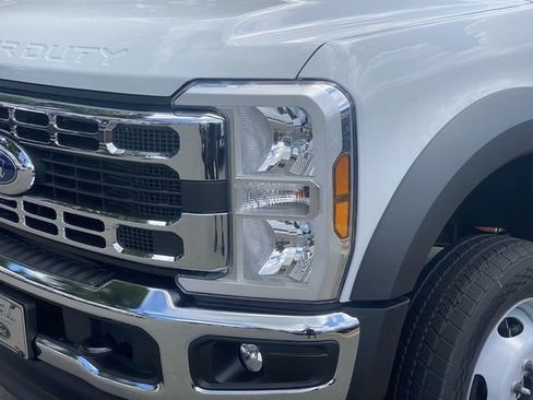 New 2025 Ford F550 4x4 Regular Cab Super Duty image 4