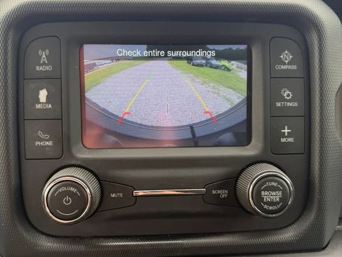 Used 2019 Jeep Wrangler Unlimited Sport S AWD/4WD image 15