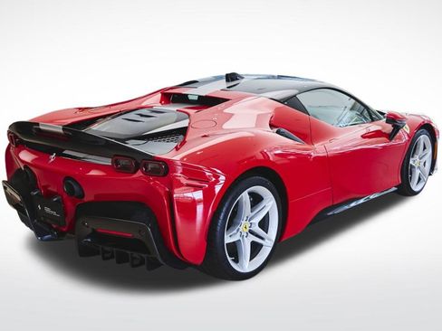 Used 2021 Ferrari SF90 Stradale image 5