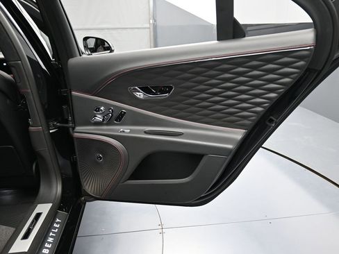 Certified 2024 Bentley Flying Spur W12 image 29