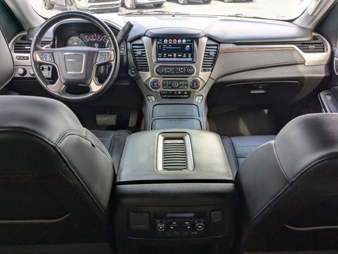 Used 2019 GMC Yukon Denali image 33