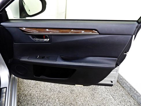 Used 2013 Lexus ES 350 w/ Premium Pkg FWD image 12