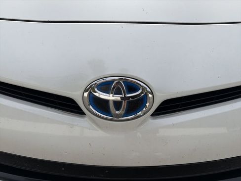 Used 2012 Toyota Prius Two image 23