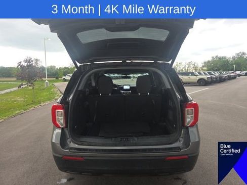 Used 2023 Ford Explorer XLT AWD/4WD image 12