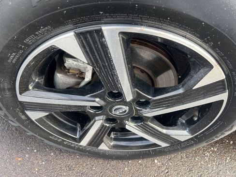 Certified 2024 Nissan Sentra SV image 42