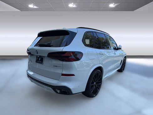 Used 2026 BMW X5 sDrive40i w/ Executive Package RWD image 9