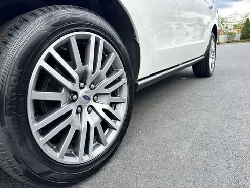 Certified 2022 Ford Expedition Limited AWD/4WD image 12