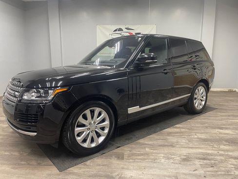 Used 2017 Land Rover Range Rover HSE AWD/4WD image 3