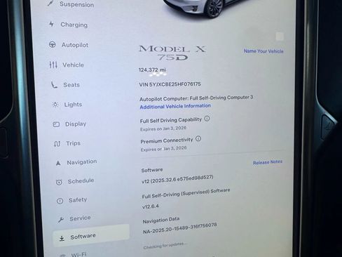 Used 2017 Tesla Model X 75D image 37