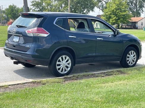 Used 2015 Nissan Rogue S AWD/4WD image 8
