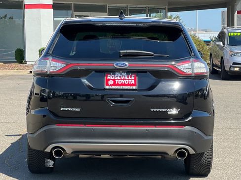 Used 2018 Ford Edge Titanium FWD image 8