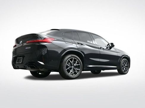 Used 2024 BMW X4 M40i w/ Premium Package image 31