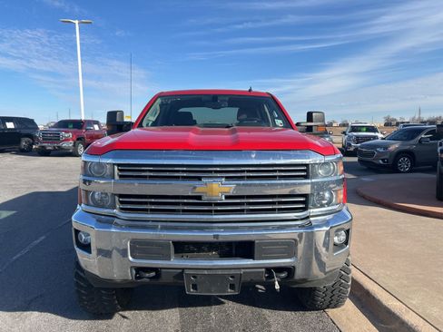 Used 2015 Chevrolet Silverado 2500 LT w/ LT Convenience Package image 2