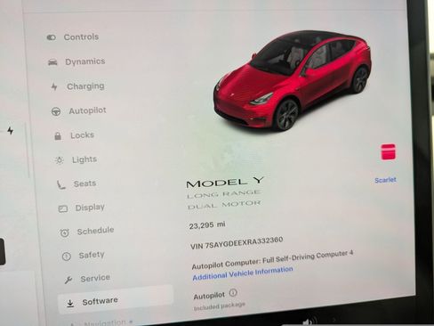 Used 2024 Tesla Model Y Long Range image 40
