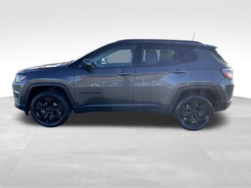 Used 2019 Jeep Compass Altitude AWD/4WD image 7