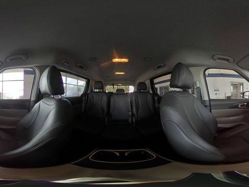 Used 2026 Kia Carnival FWD image 44