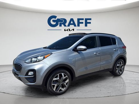 Used 2020 Kia Sportage EX w/ EX Technology Package AWD/4WD image 2