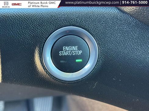 Used 2024 GMC Terrain SLE w/ Driver Convenience Package image 25