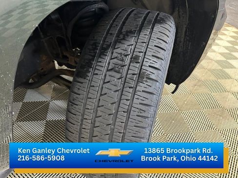 Used 2013 Chevrolet Avalanche LTZ image 28