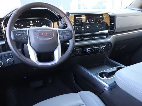 Used 2025 GMC Sierra 2500 SLT w/ Texas SLT Premium Package AWD/4WD image 4