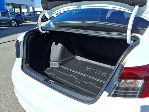 Used 2024 Honda Civic Sport image 27