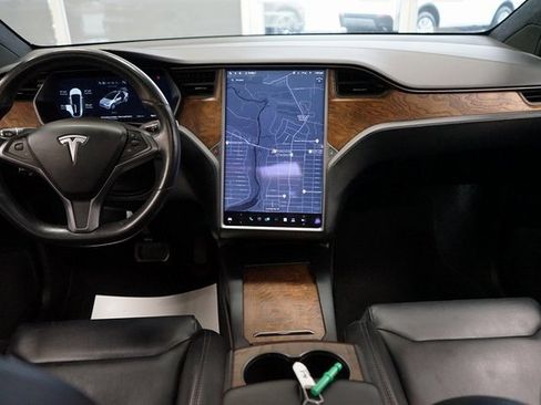 Used 2020 Tesla Model X Long Range image 45
