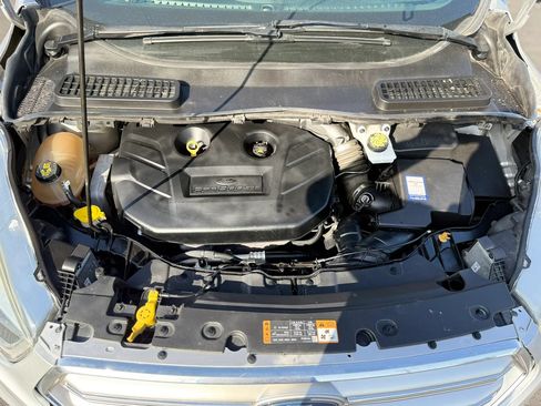 Used 2017 Ford Escape Titanium FWD image 10