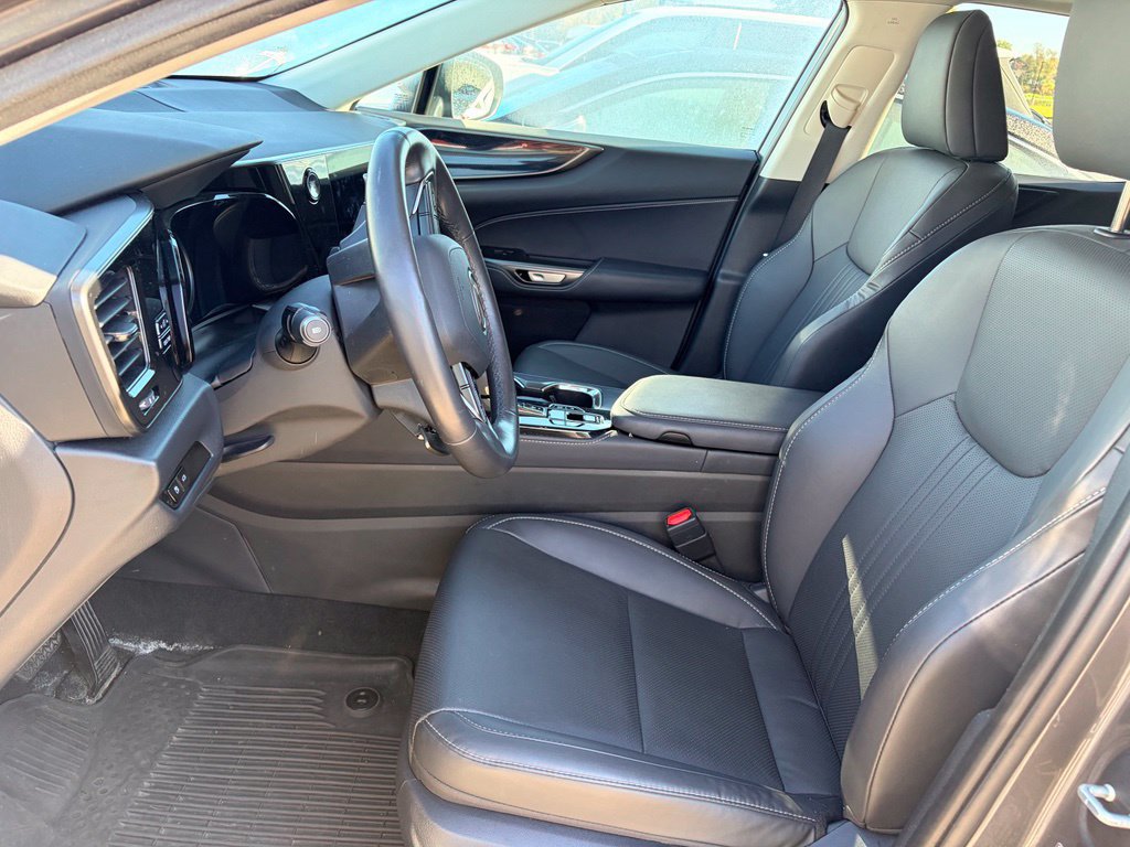 Used 2025 Lexus NX 350 AWD w/ Accessory Package (2T) image 4