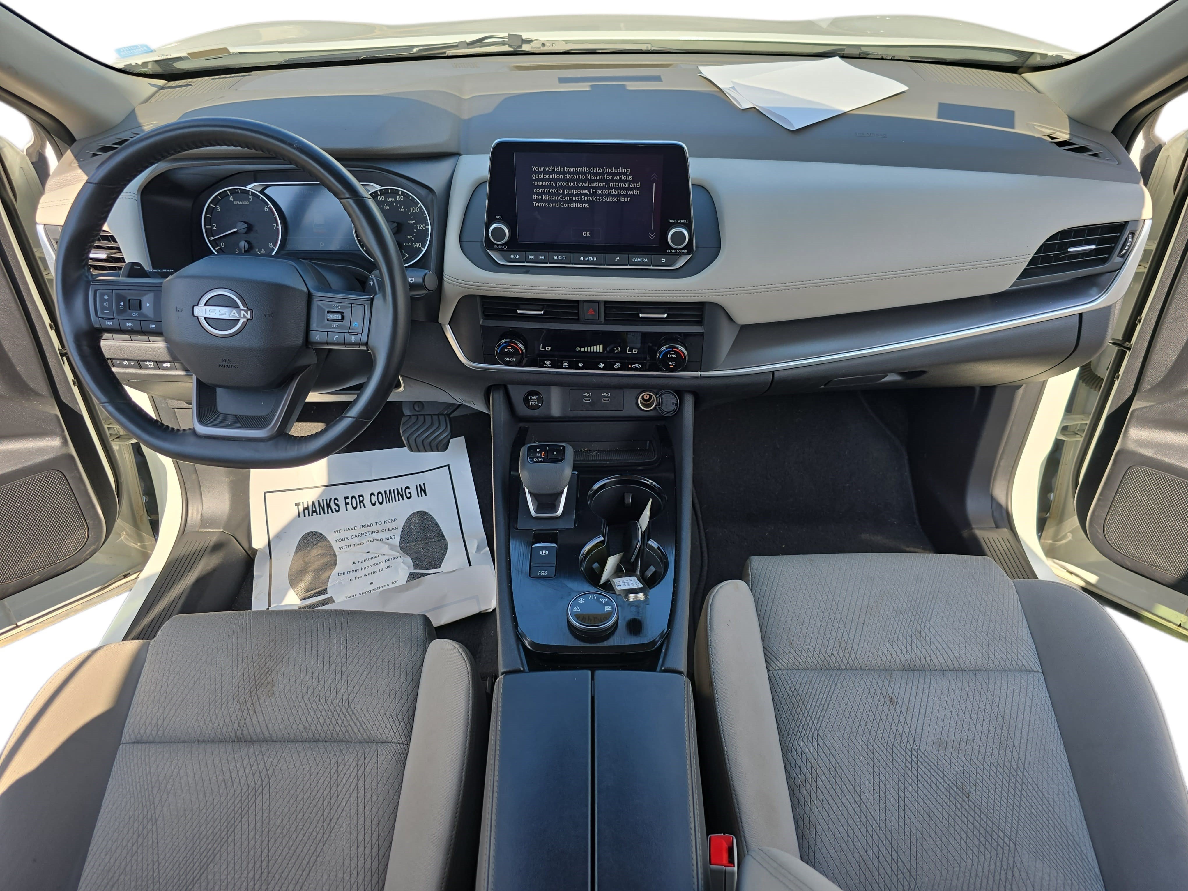 Used 2025 Nissan Rogue SV AWD/4WD image 9