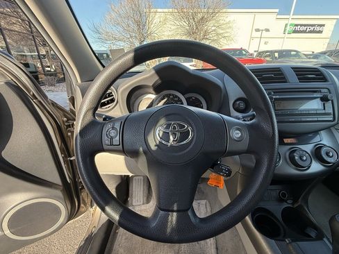 Used 2012 Toyota RAV4 4WD V6 image 13