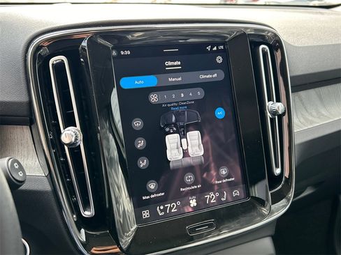 New 2026 Volvo XC40 B5 Core w/ Protection Package Premier image 16