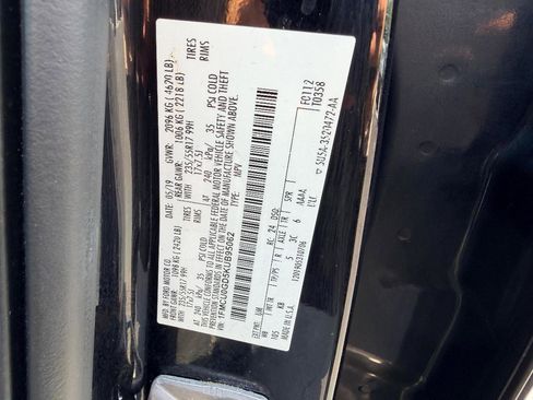 Used 2019 Ford Escape SE FWD image 32