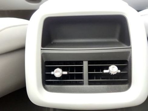 Used 2024 Cadillac Lyriq Luxury AWD/4WD image 56