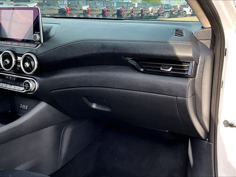 Used 2022 Nissan Sentra SV w/ All-Weather Package image 19