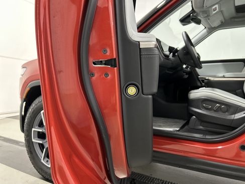Used 2023 Rivian R1T Adventure Dual AWD/4WD image 30