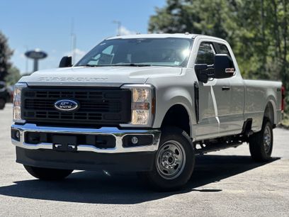 New 2025 Ford F250 XLT w/ 360-Degree Camera Package