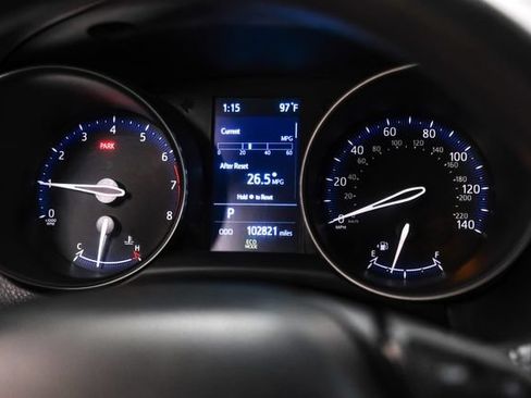 Used 2020 Toyota C-HR LE FWD image 18