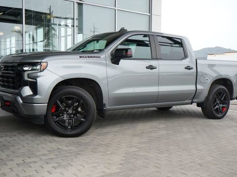 Used 2023 Chevrolet Silverado 1500 RST w/ Redline Edition image 4