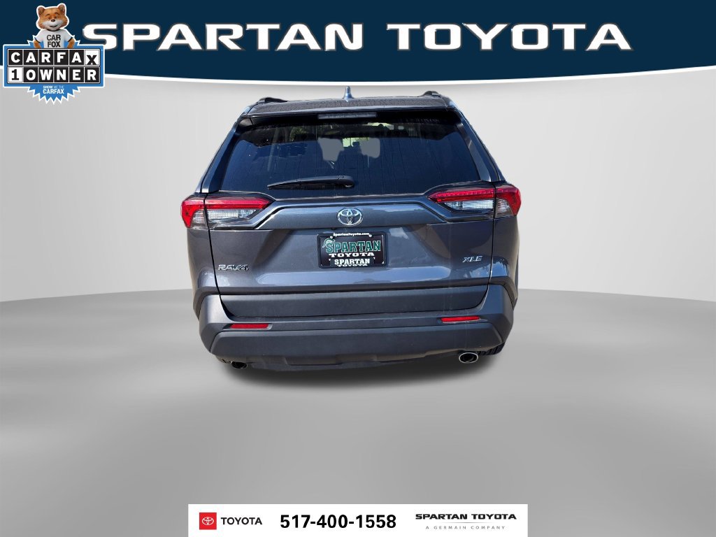 Used 2025 Toyota RAV4 XLE FWD image 8