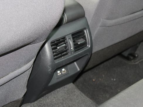 Used 2019 Nissan Altima 2.5 SV image 19