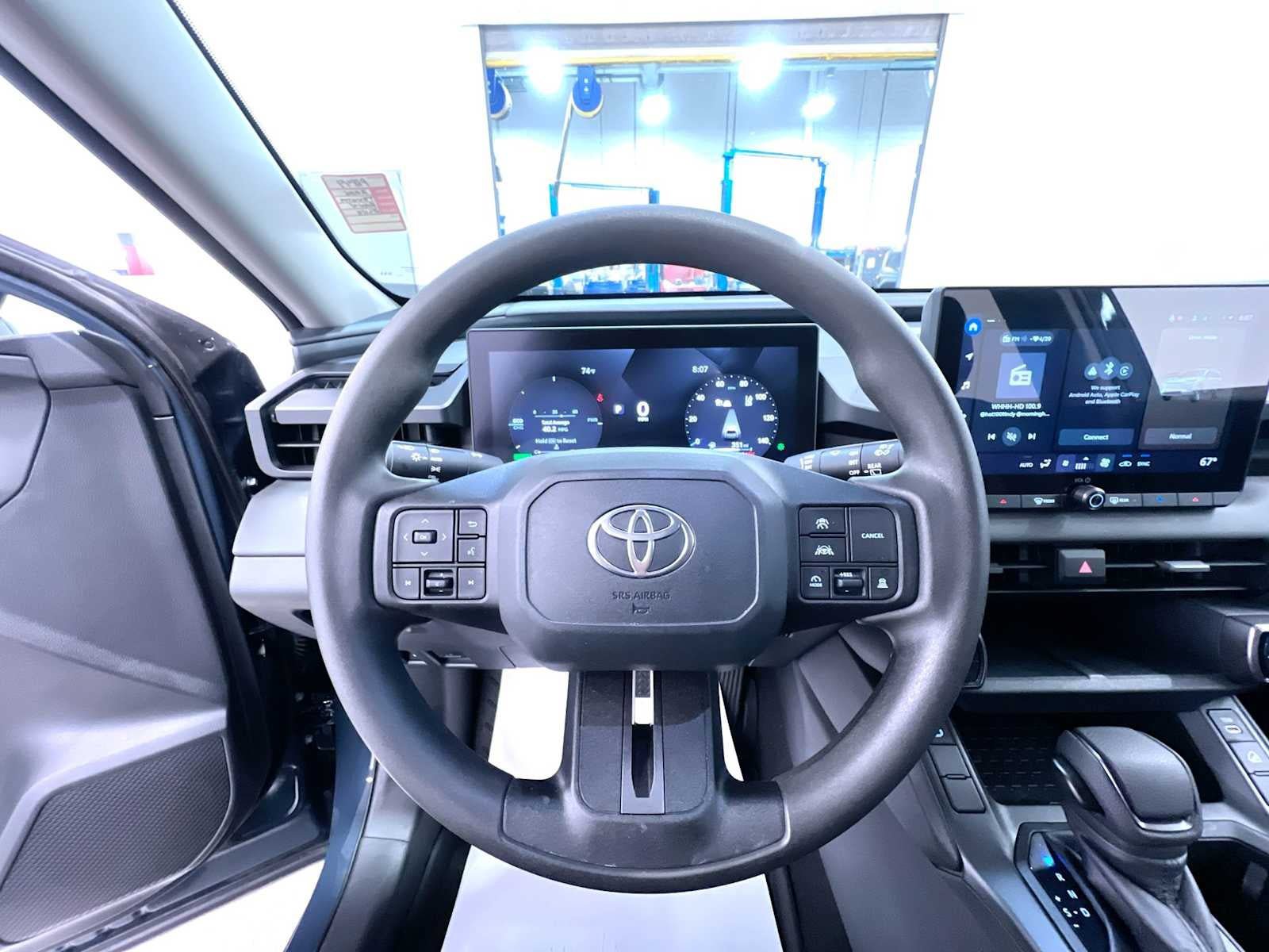 Used 2026 Toyota RAV4 LE AWD/4WD image 15