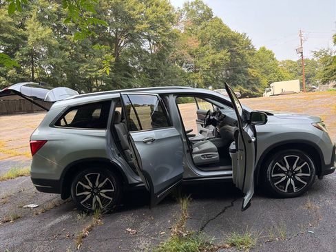 Used 2019 Honda Pilot Elite image 31