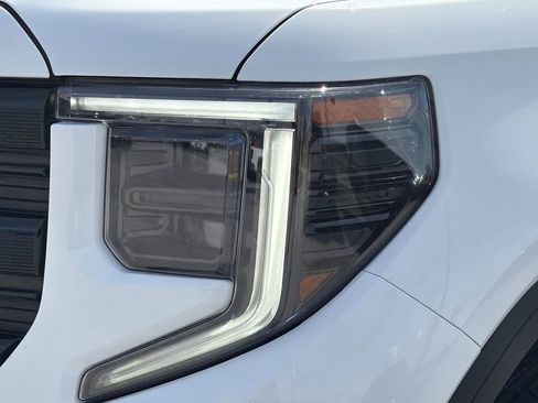Used 2022 GMC Sierra 1500 Elevation AWD/4WD image 26