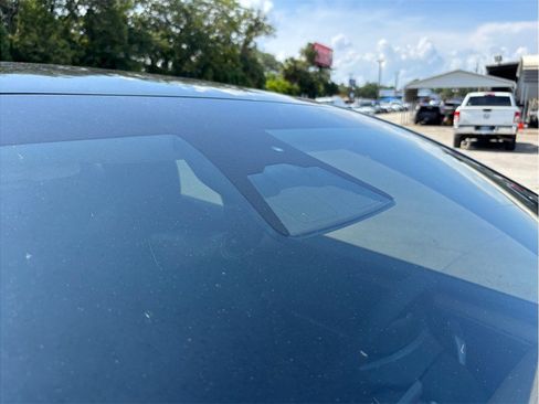 Used 2023 Tesla Model Y Long Range AWD/4WD image 12