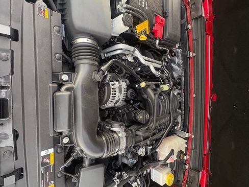 Used 2024 Jeep Gladiator Sport AWD/4WD image 29